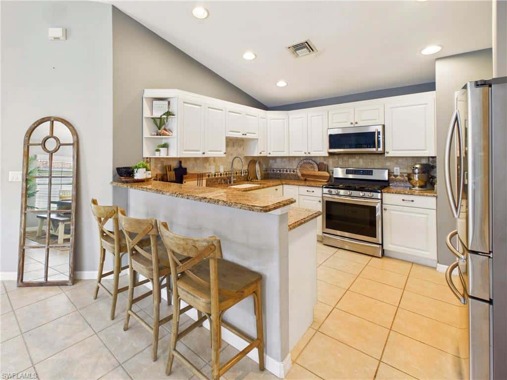 19694 Villa Rosa Loop, Estero, photo 11