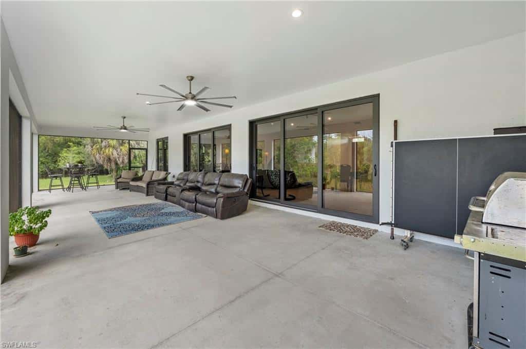 18355 Fairmont Dr, Naples, photo 43