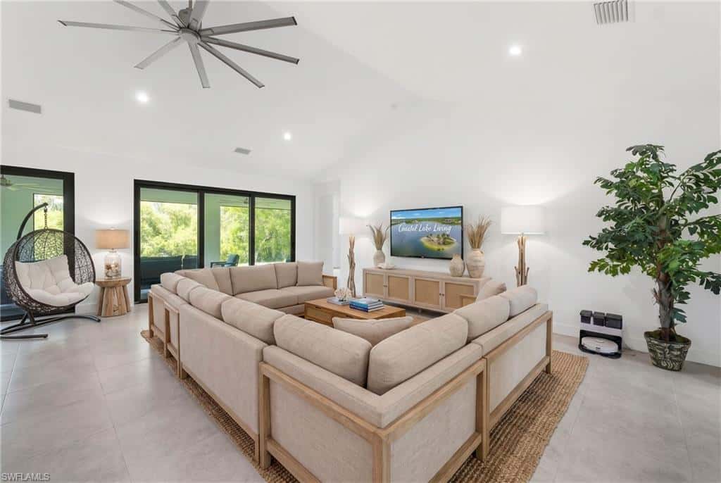 18355 Fairmont Dr, Naples, photo 16