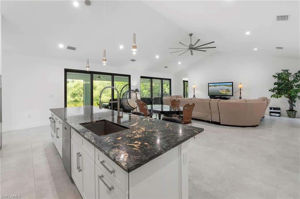 18355 Fairmont Dr, Naples, photo 18