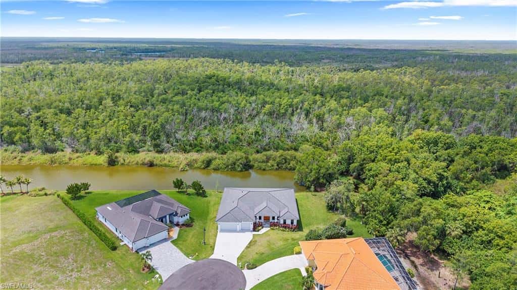 18355 Fairmont Dr, Naples, photo 35