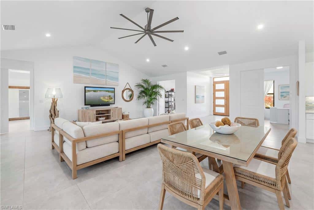 18355 Fairmont Dr, Naples, photo 8