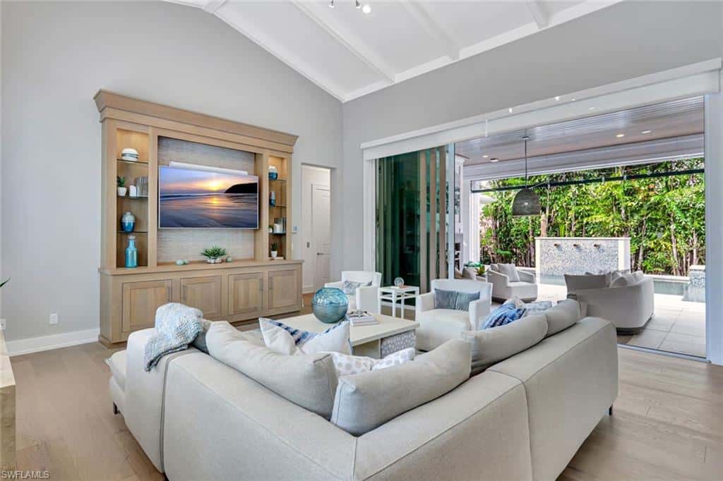 160 Broad Ave, Naples, photo 14