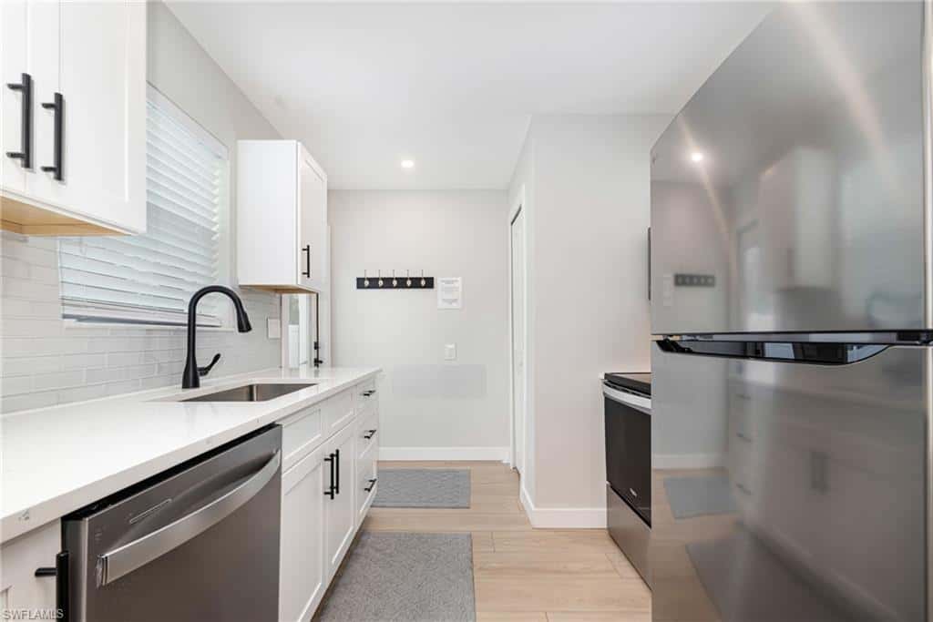 4831 Coquina Rd, Fort Myers Beach, photo 10