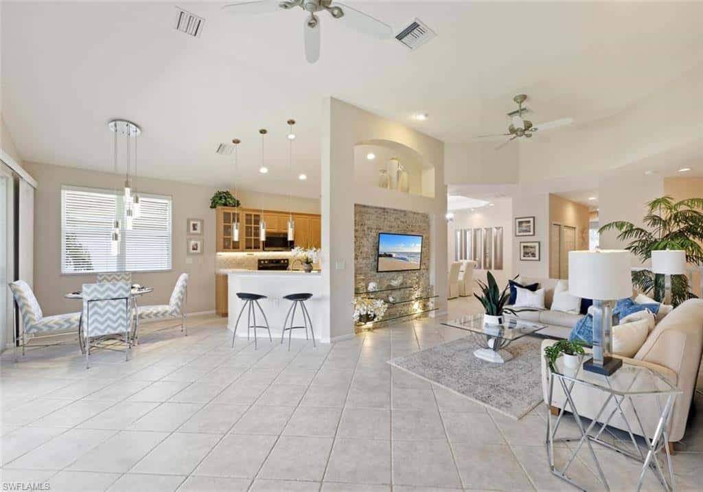 6822 Ascot Dr #202, Naples, photo 5