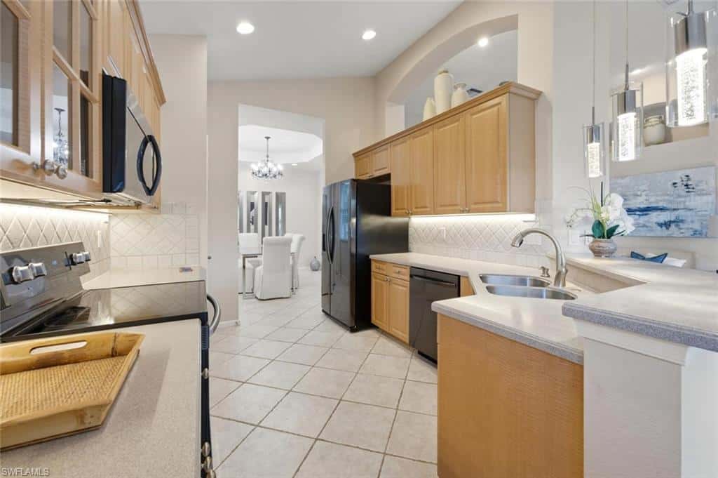 6822 Ascot Dr #202, Naples, photo 10