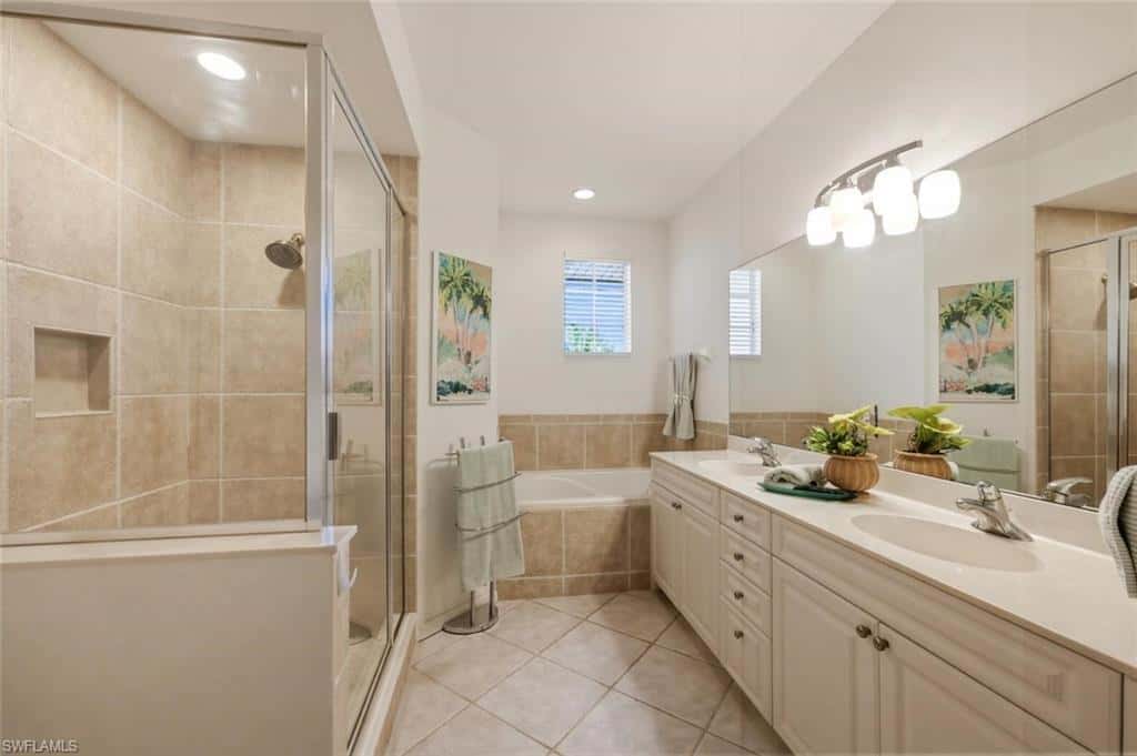 6822 Ascot Dr #202, Naples, photo 18