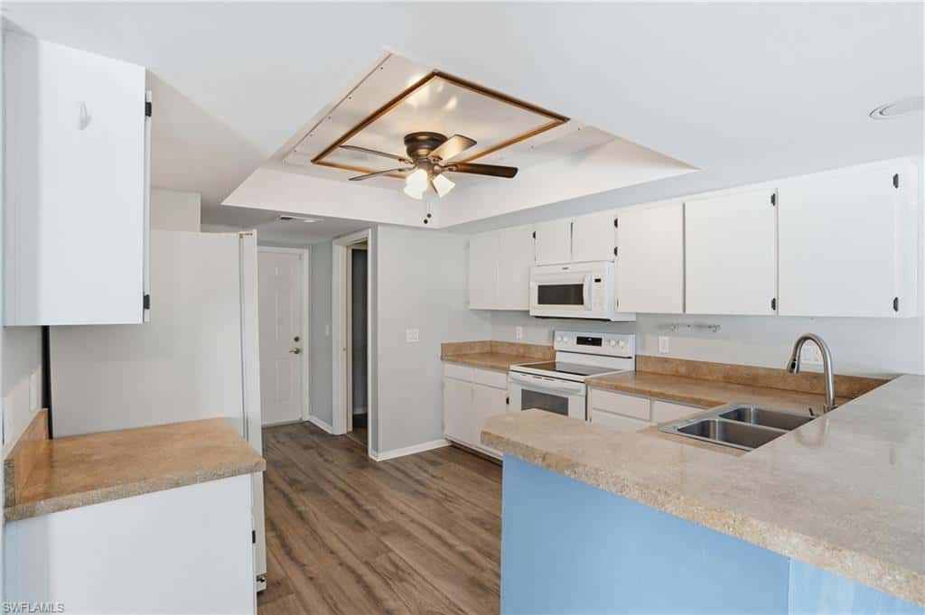 17306 Meadow Lake Cir, Fort Myers, photo 12
