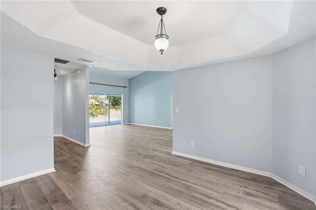 17306 Meadow Lake Cir, Fort Myers, photo 9