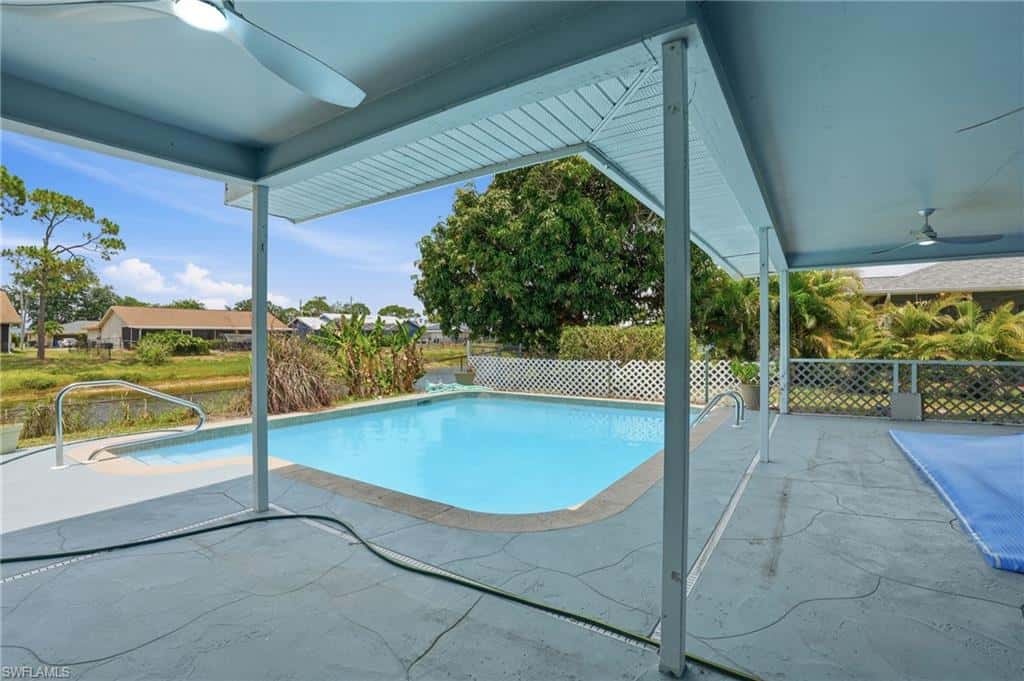 17306 Meadow Lake Cir, Fort Myers, photo 33