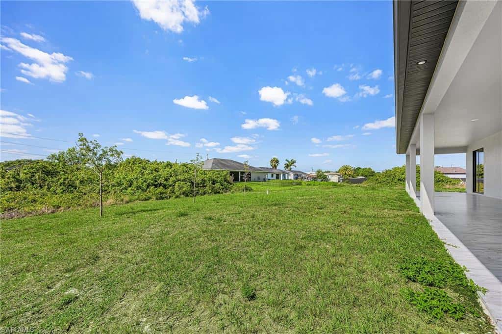 3813 1st St, Lehigh Acres, photo 27