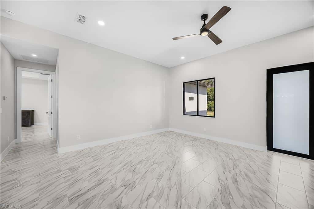 3813 1st St, Lehigh Acres, photo 9