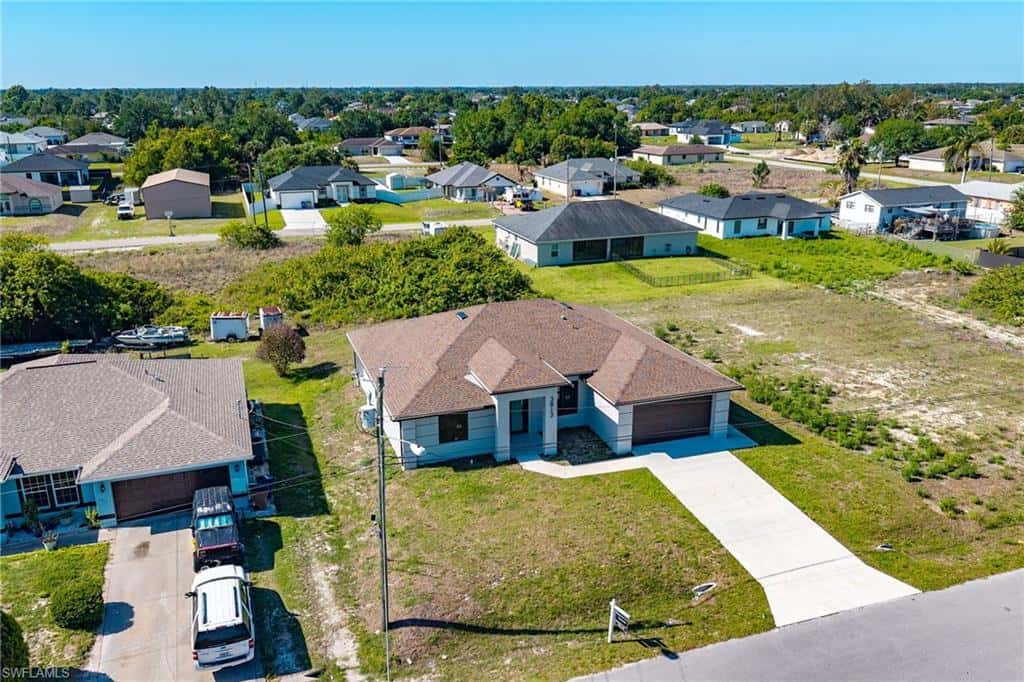 3813 1st St, Lehigh Acres, photo 30