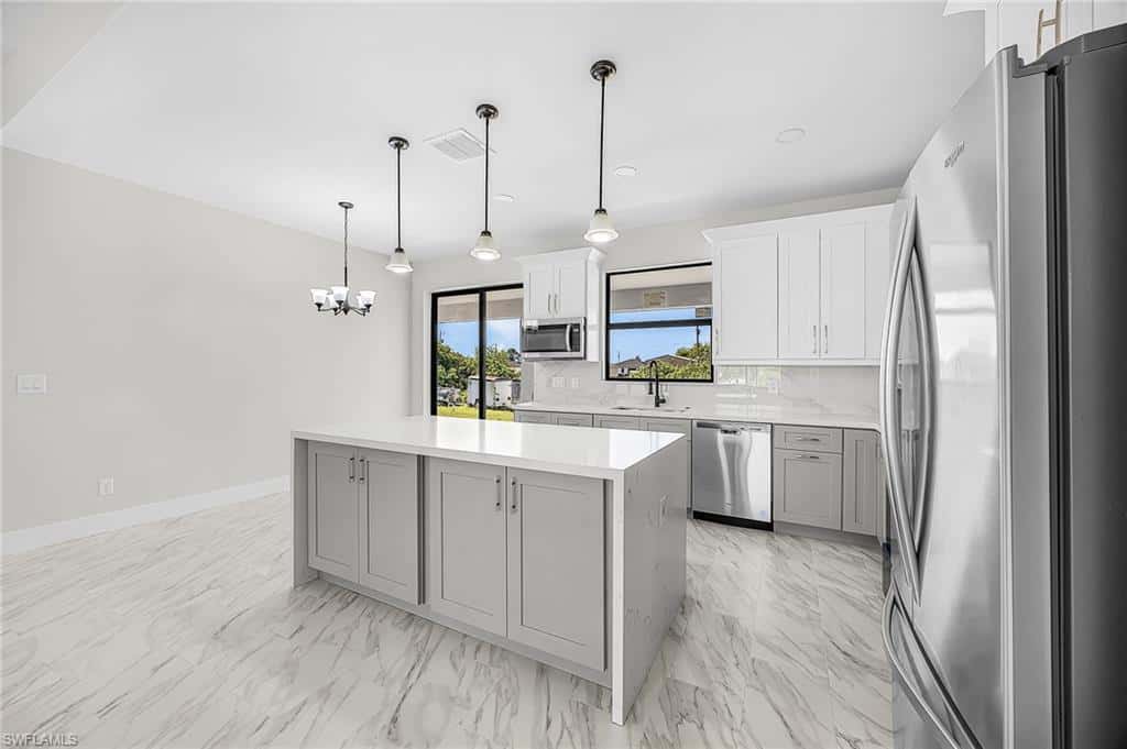 3813 1st St, Lehigh Acres, photo 15