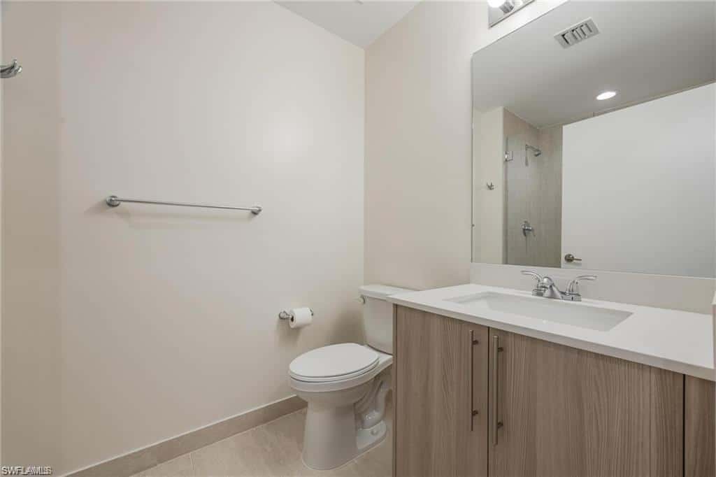 15901 Royal Pointe Ln #306, Fort Myers, photo 24