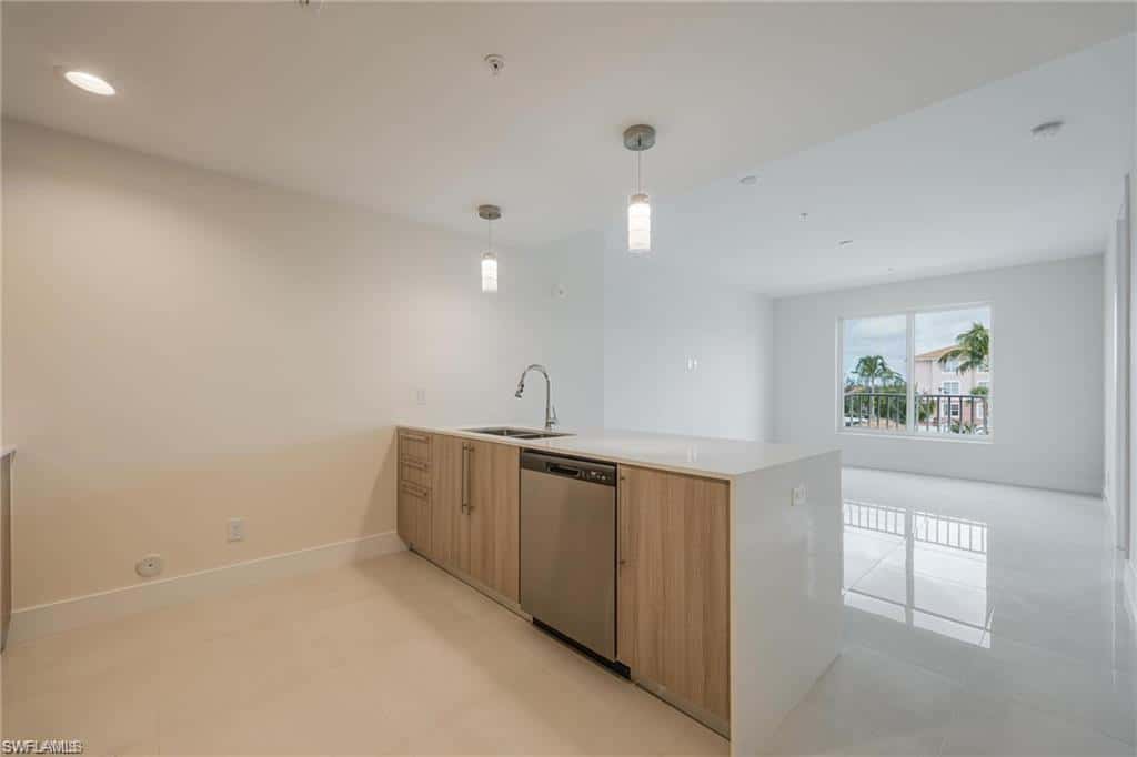 15901 Royal Pointe Ln #306, Fort Myers, photo 19