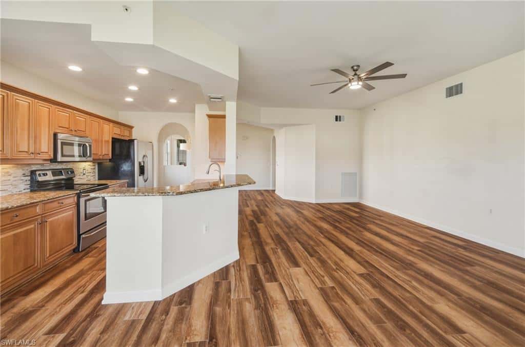 3053 Driftwood Way #3907, Naples, photo 9