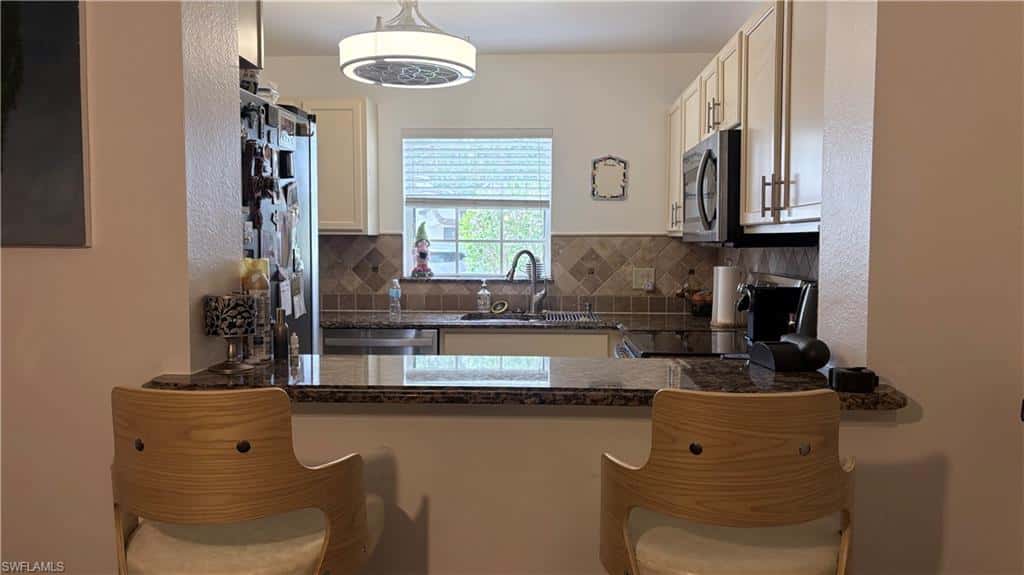 9064 Gervais Cir #105, Naples, photo 12