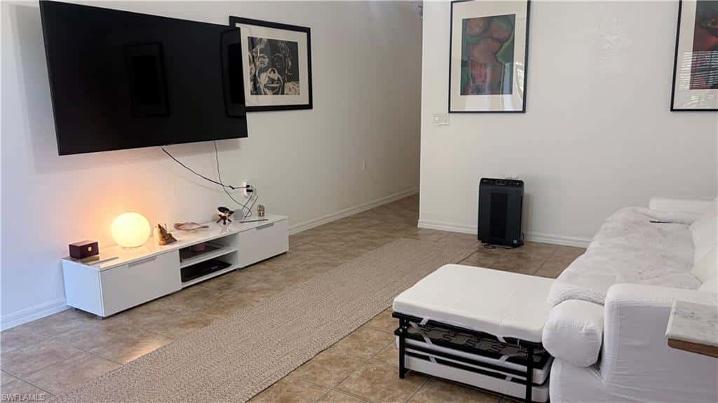 9064 Gervais Cir #105, Naples, photo 8