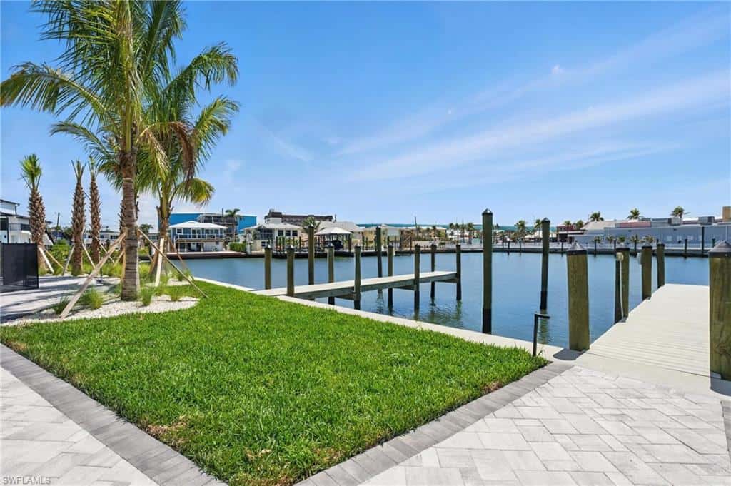855 Lagoon St #2, Fort Myers Beach, photo 25