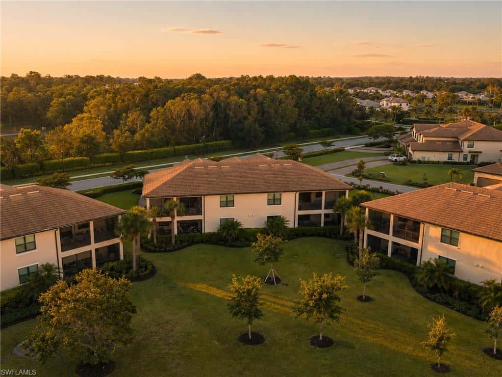 2359 Montserrat Ln #202, Naples, photo 5