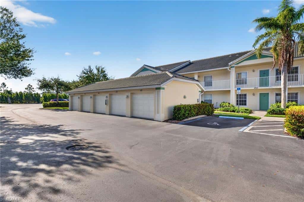 4910 Cougar Ct #1-103, Naples, photo 28