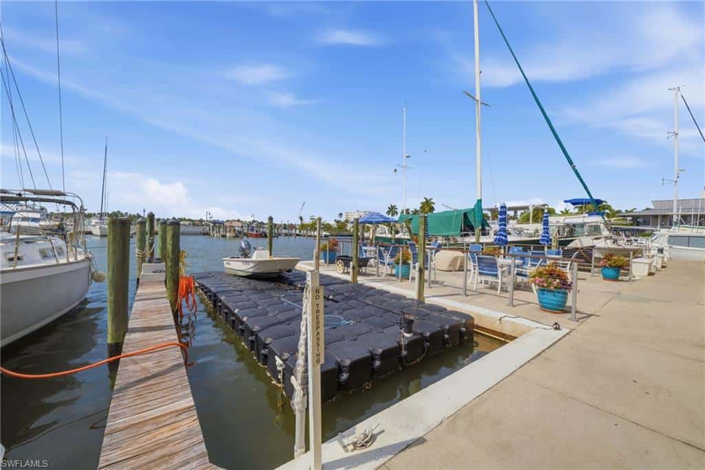 900 Broad Ave #117, Naples, photo 34