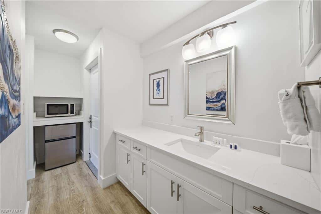 900 Broad Ave #117, Naples, photo 29
