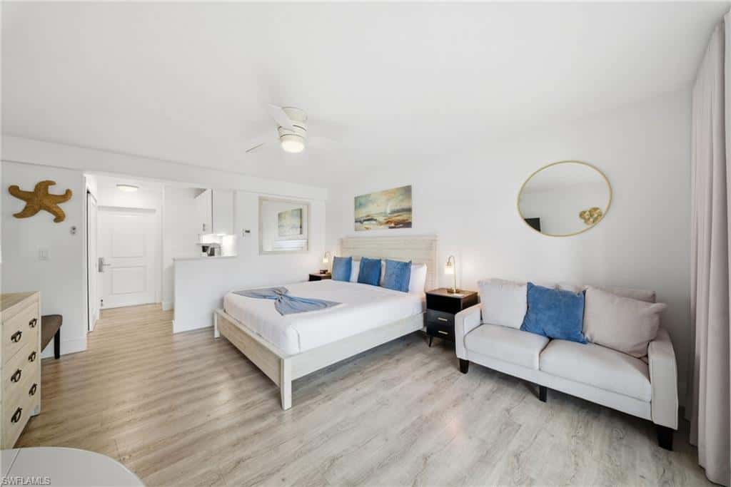 900 Broad Ave #117, Naples, photo 25