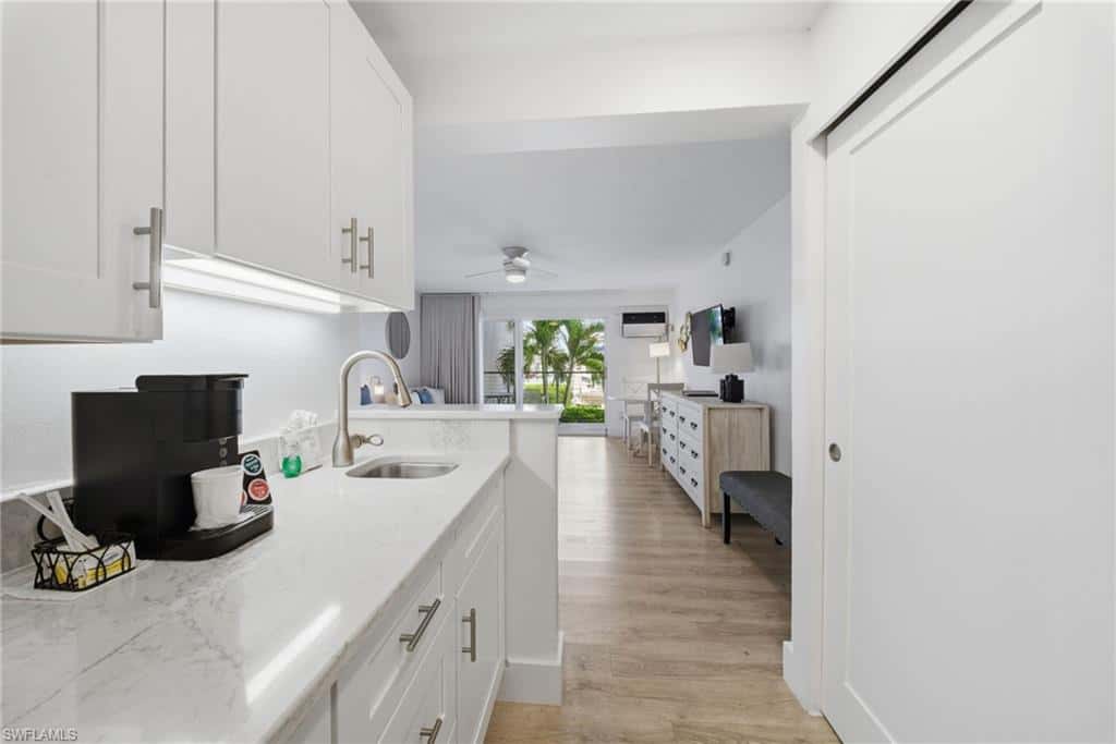 900 Broad Ave #117, Naples, photo 21