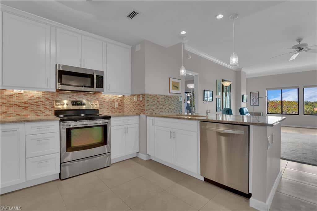 201 Arbor Lake Dr #404, Naples, photo 8
