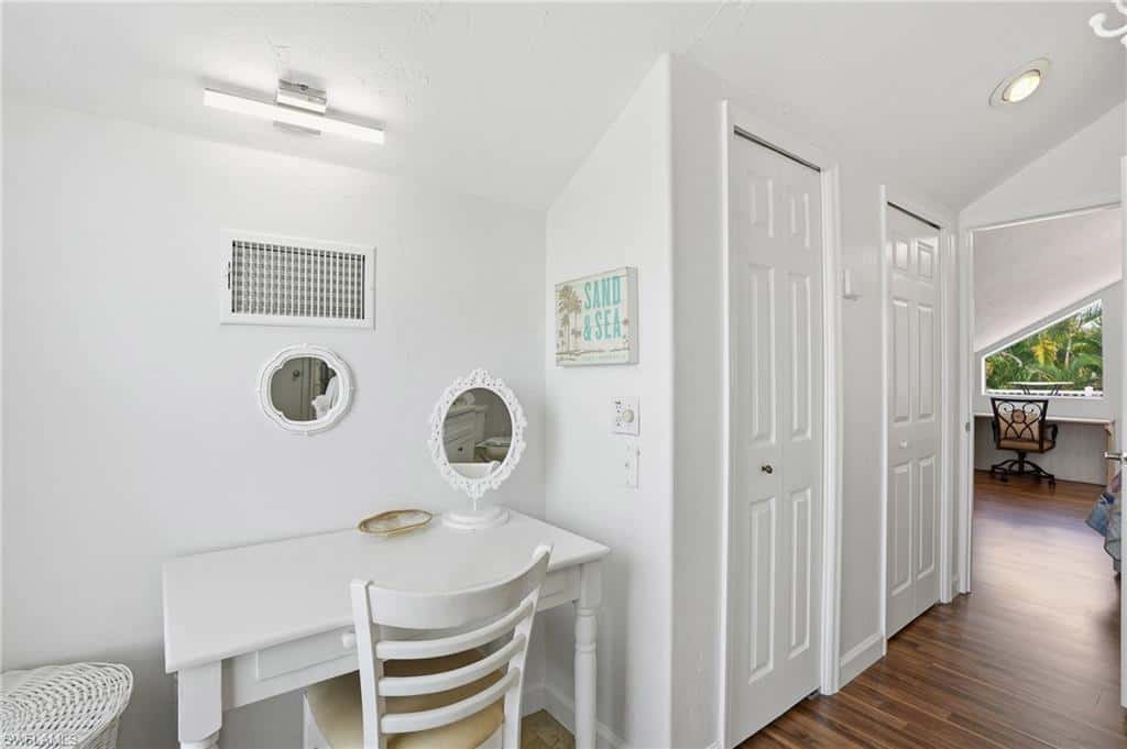 421 Connecticut St, Fort Myers Beach, photo 13