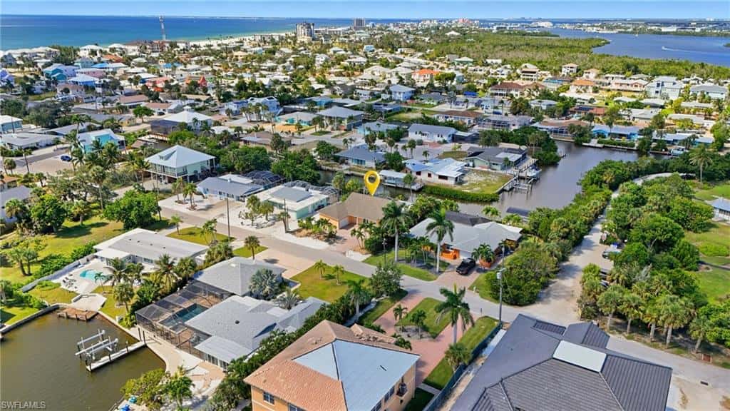 421 Connecticut St, Fort Myers Beach, photo 32
