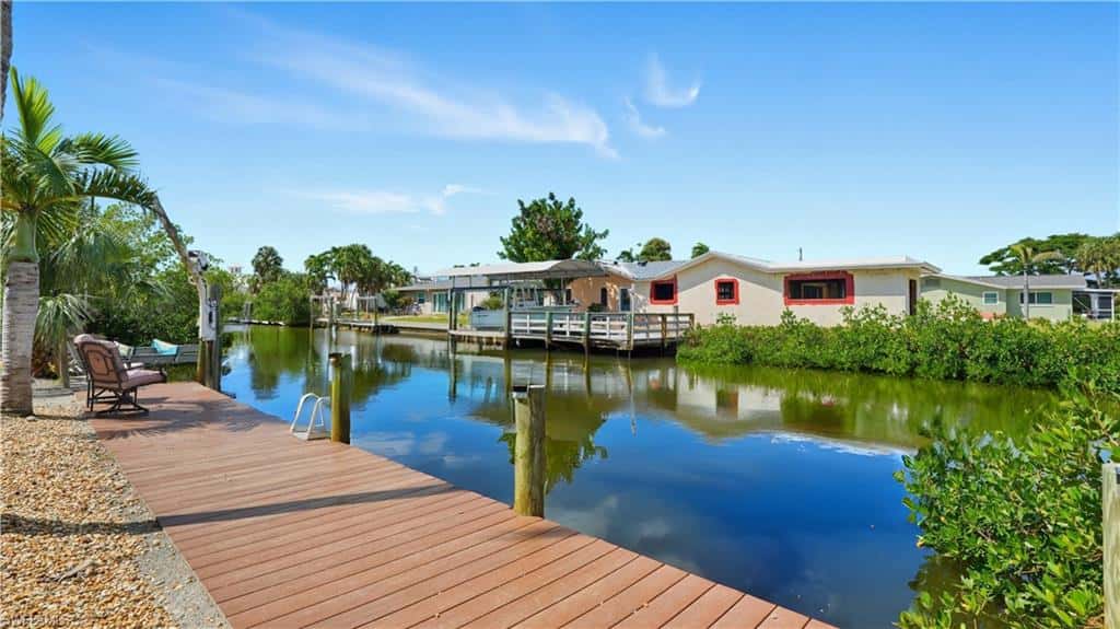 421 Connecticut St, Fort Myers Beach, photo 18