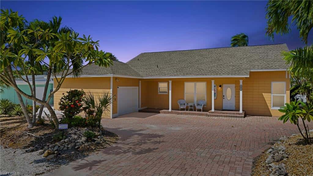 421 Connecticut St, Fort Myers Beach, photo 25