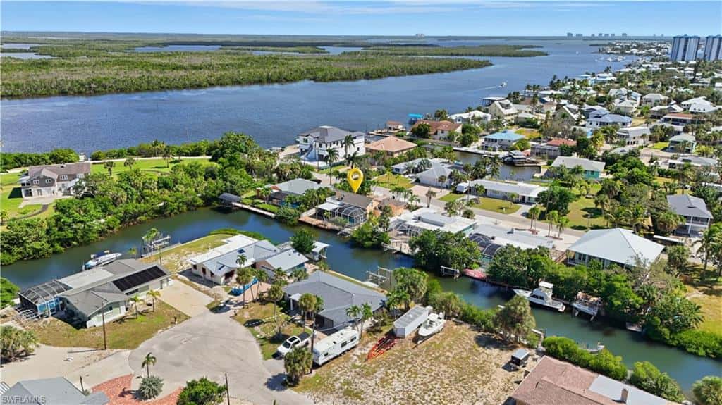 421 Connecticut St, Fort Myers Beach, photo 21