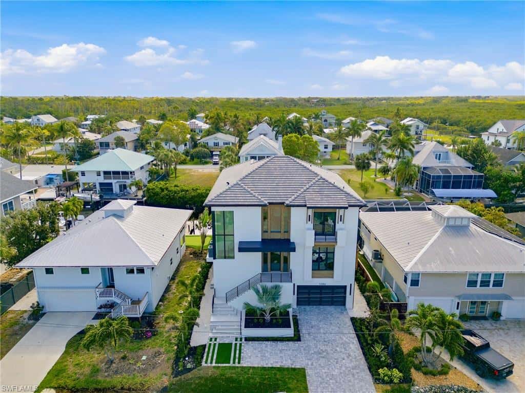 1286 Belaire Ct, Naples, photo 32