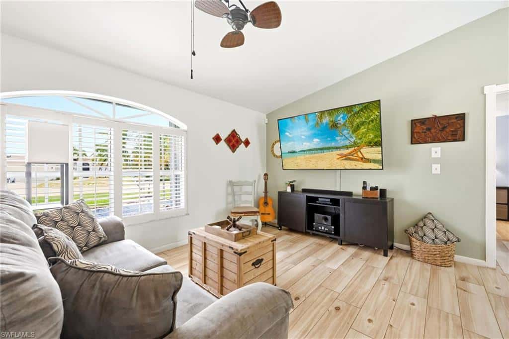 720 Meyer Dr, Naples, photo 5