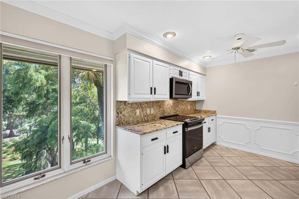 200 Wyndemere Way #b402, Naples, photo 16