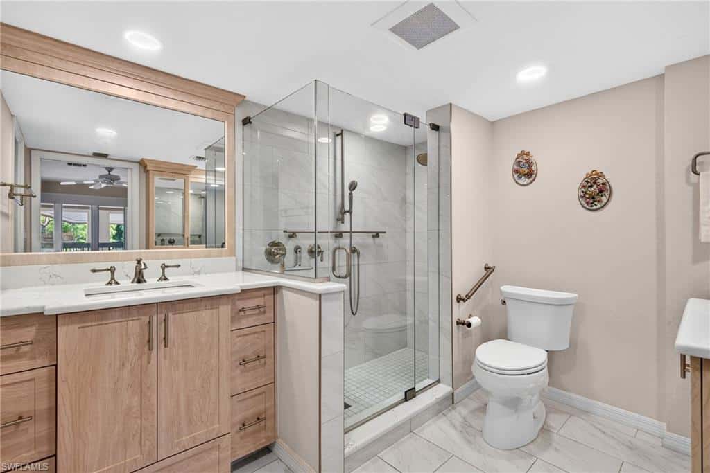 200 Wyndemere Way #b402, Naples, photo 9
