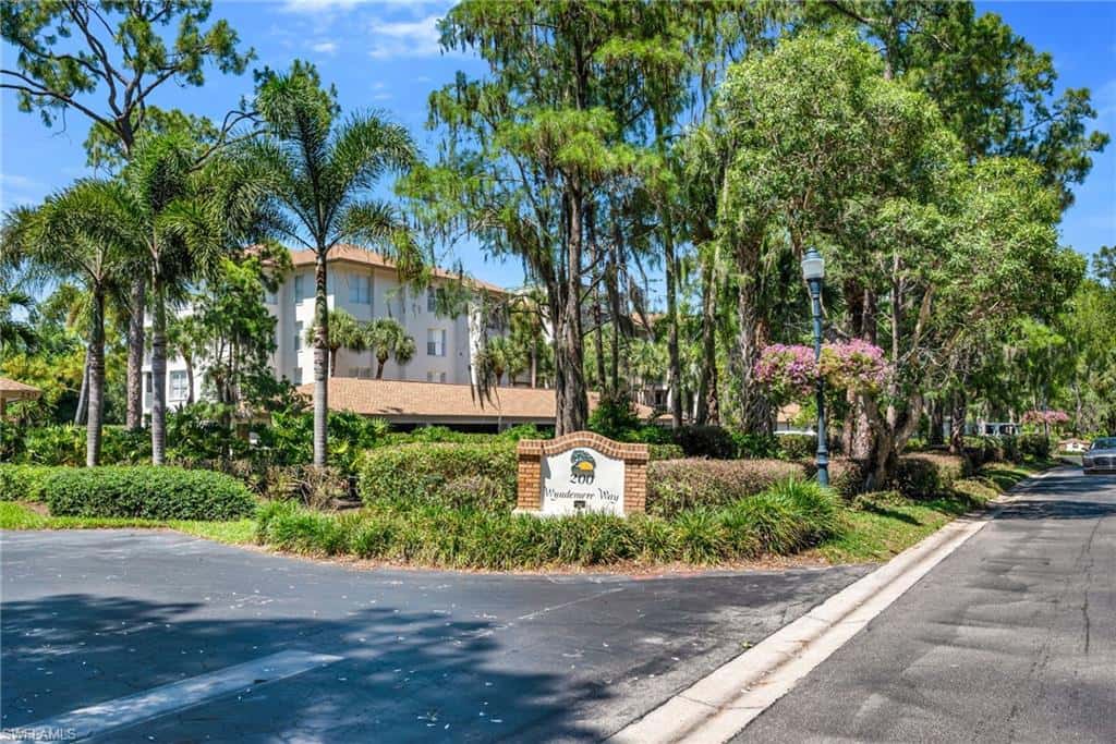 200 Wyndemere Way #b402, Naples, photo 18