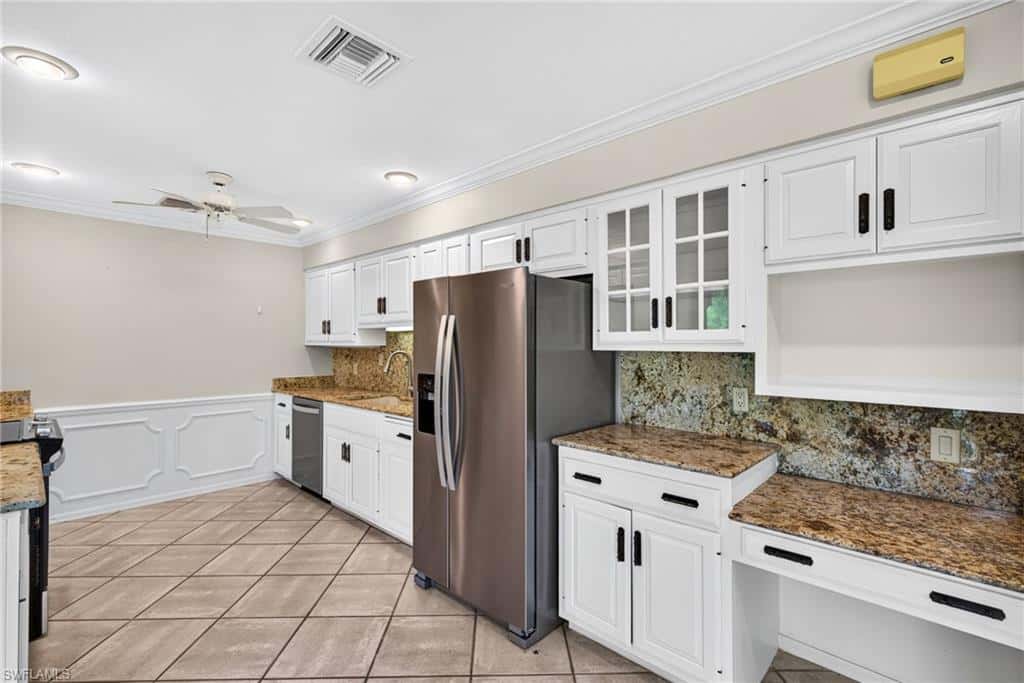 200 Wyndemere Way #b402, Naples, photo 15