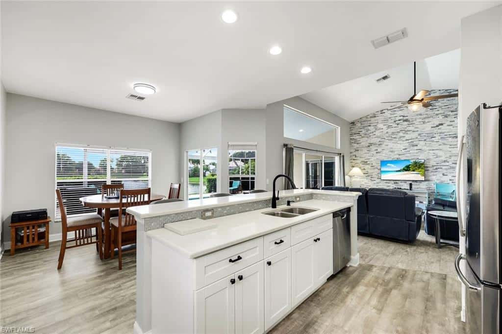 7107 Falcons Glen Blvd, Naples, photo 12