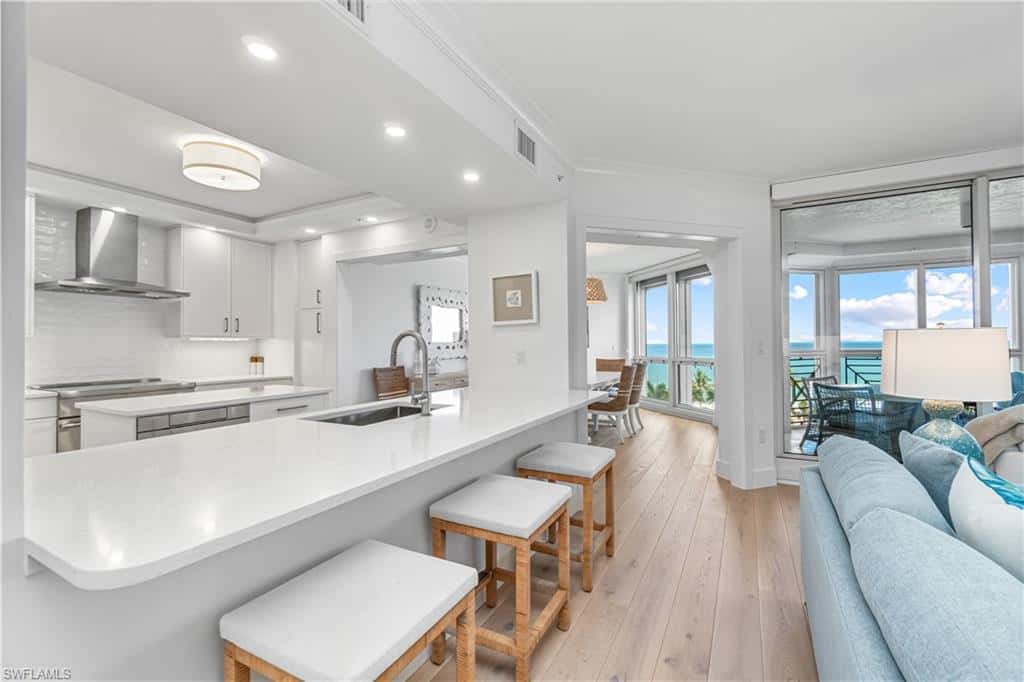 4021 Gulf Shore Blvd #702, Naples, photo 10