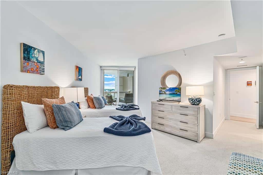 4021 Gulf Shore Blvd #702, Naples, photo 19