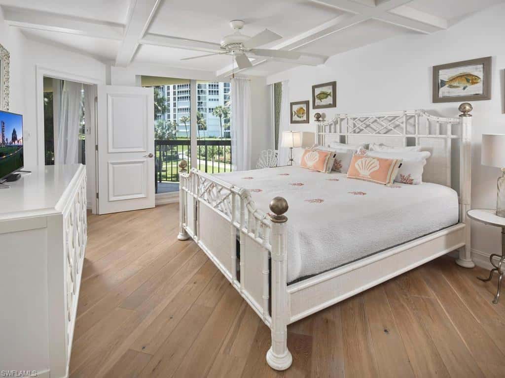 4551 Gulf Shore Blvd #204, Naples, photo 23