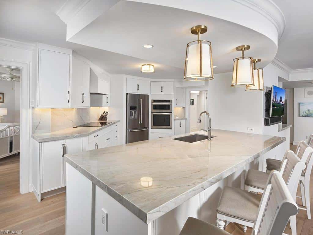 4551 Gulf Shore Blvd #204, Naples, photo 8