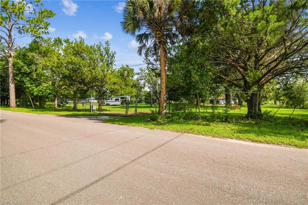 18139 Benes Roush Rd, Brooksville, photo 11