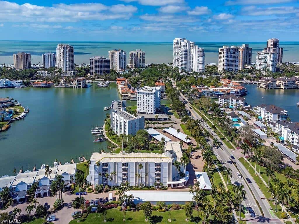 400 Park Shore Dr #304, Naples, photo 14