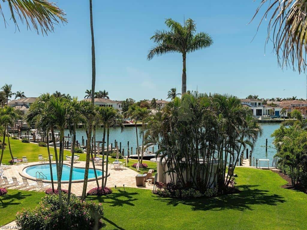400 Park Shore Dr #304, Naples, photo 15